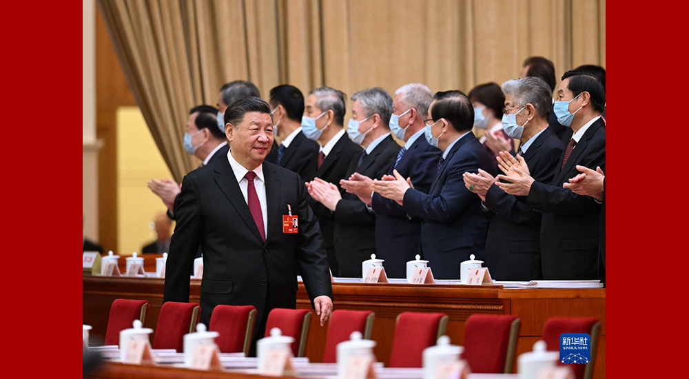 3月5日，第十四屆全國人民代表大會第一次會議在北京人民大會堂開幕。習近平步入會場。