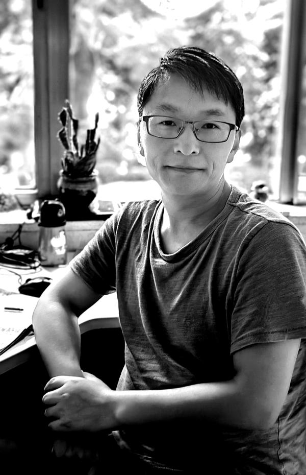 子禾，甘肅慶陽人，中國人民大學(xué)創(chuàng)造性寫作碩士。作品散見于《十月》《詩刊》《西湖》《作家》《長江文藝》等刊。著有長篇非虛構(gòu)《異鄉(xiāng)人：我在北京這十年》、中短篇小說集《野蜂飛舞》（即將出版）等