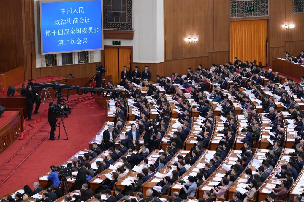 3月7日，全國政協(xié)十四屆二次會議在北京人民大會堂舉行第二次全體會議。?新華社記者 李賀 攝