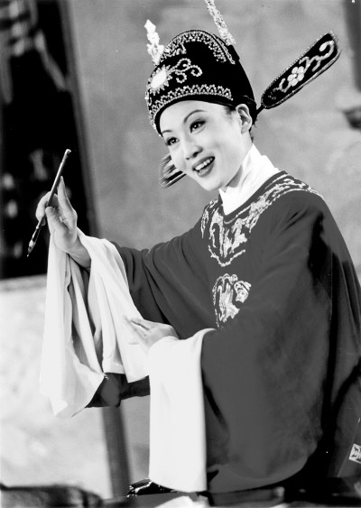 《女駙馬》作為黃梅戲經(jīng)典劇目，常演常新，圖為韓再芬版《女駙馬》劇照。資料圖片